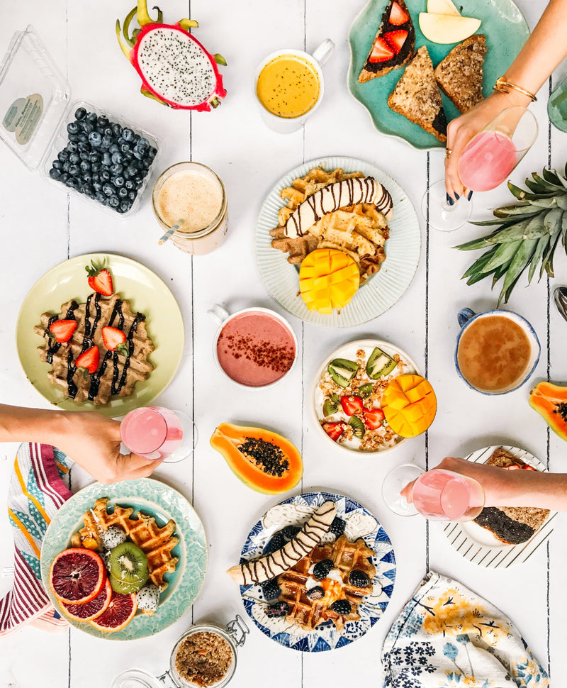 Mother’s Day Brunch ♡ Pink lattes, rosé mimosas, & floral smoothie bowls