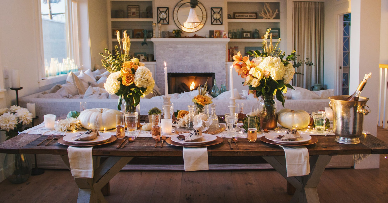How To Host The Perfect Friendsgiving!